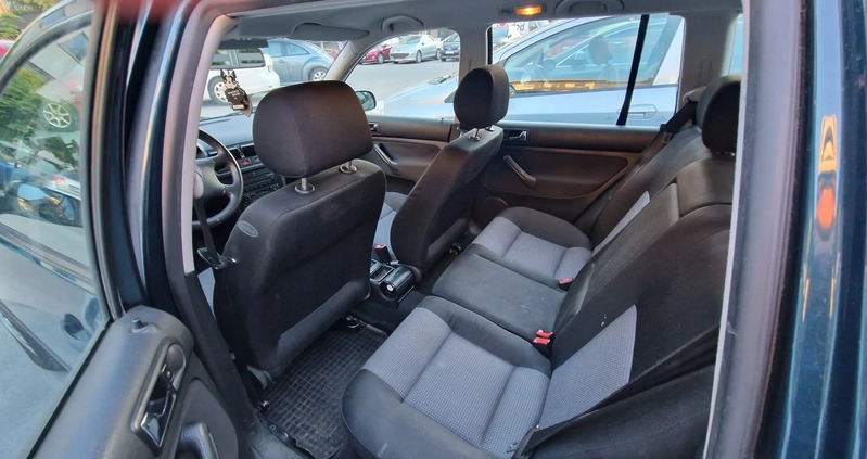 Volkswagen Golf cena 5200 przebieg: 294765, rok produkcji 2002 z Kielce małe 106